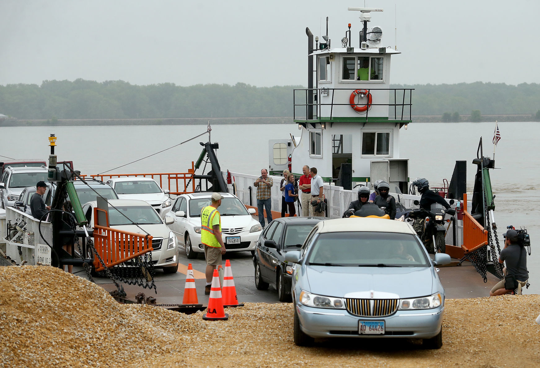 061218-qct-qca-Sabula-Ferry-004